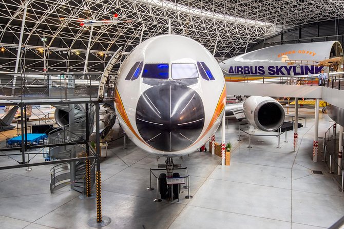 Aeroscopia Admission Ticket - From hot-air experiments to modern Airbus