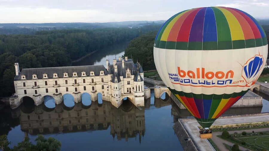 Amboise Hot-Air Balloon Sunset Ride over the Loire Valley - Key points to know before you book