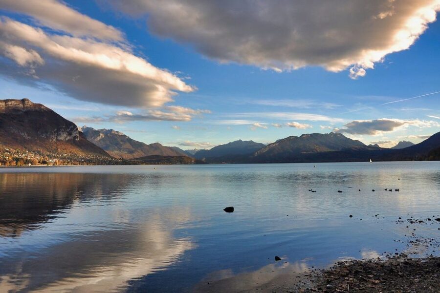 Annecy: Private Guided Tour - Discover "Venice of the Alps" - Key points at a glance
