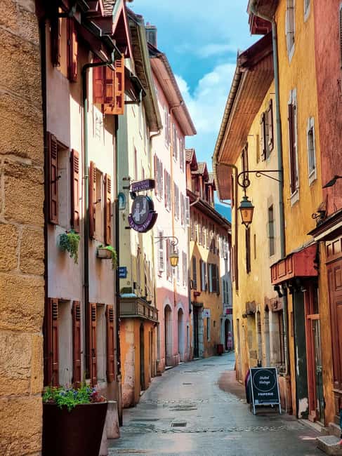 Annecy: Traditional Food Group Walking Tour - Is $89 a fair price?