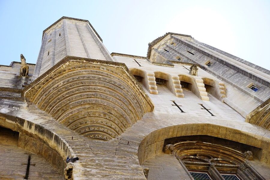 Avignon: Private Walking Tour – Discover History & Heritage - Key points at a glance