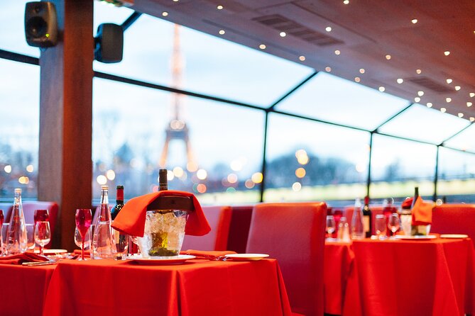 Bateaux Mouches Dinner Cruise on the Seine River in Paris - Prestige or Excellence: which menu earns its price?
