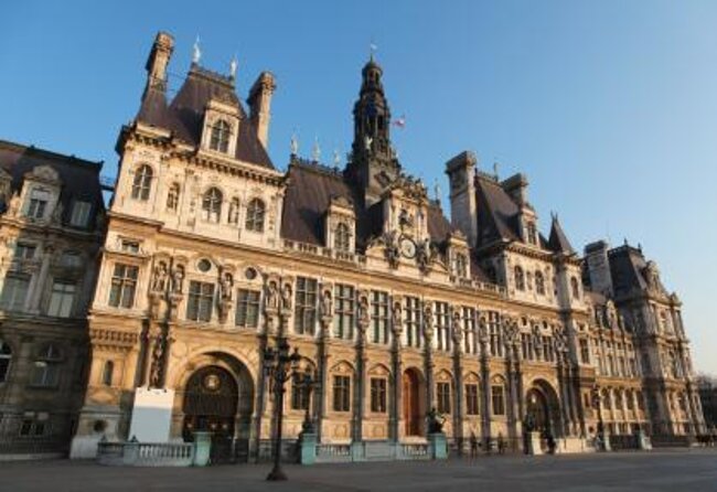 Bateaux Mouches Sightseeing Cruise on the Seine River in Paris - Key points before you board