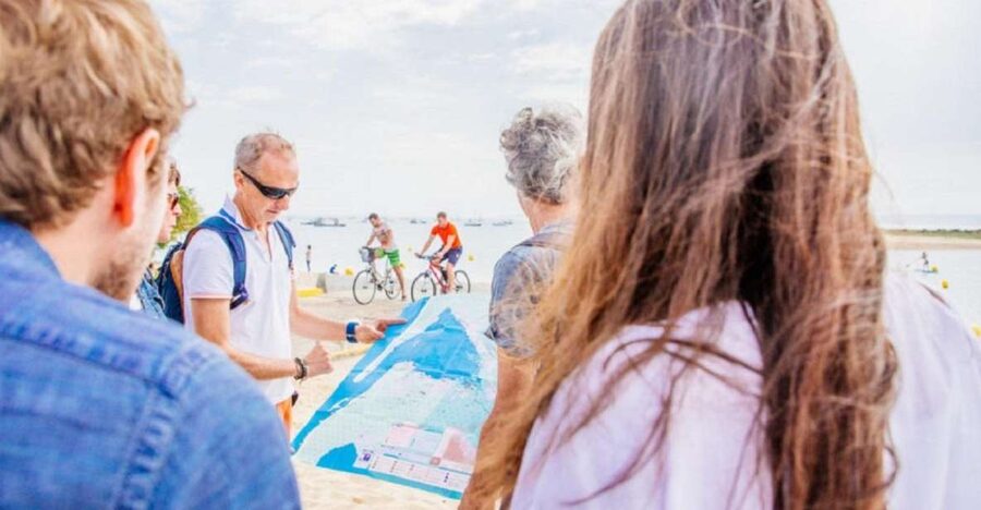 Bay of Arcachon: Guided Food Tour - Stop one: a pastry and a taste of the peninsula