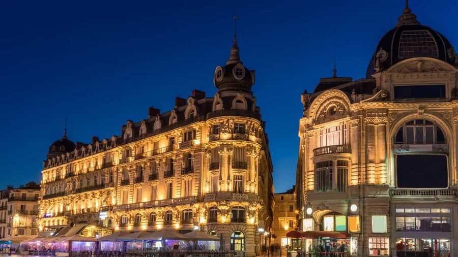 Best of Montpellier: Private Walking Tour with a Local - Place de la Comédie and the Arc de Triomphe
