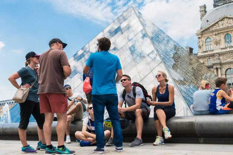 Best of Paris Bike Tour - Notre-Dame and the early Seine ride