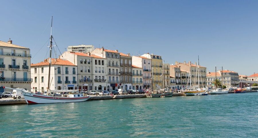 Boat walk in Sete on the singular island 1 hour - Is $23 good value?