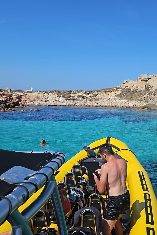 Bonifacio: Lavezzi Islands and Caves Guided Tour - Starting at Piantarella Beach