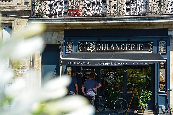 Bordeaux' Best Boulangeries & History Tour - What you are likely to eat