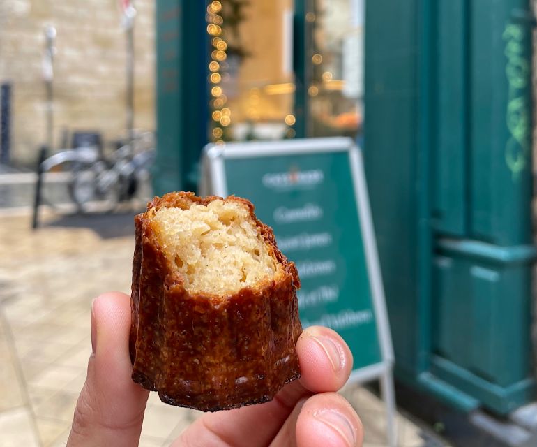 Bordeaux: Chocolate & Pastries Food Tour | 6+ Tastings - Starting under Bordeaux’s Grosse Cloche