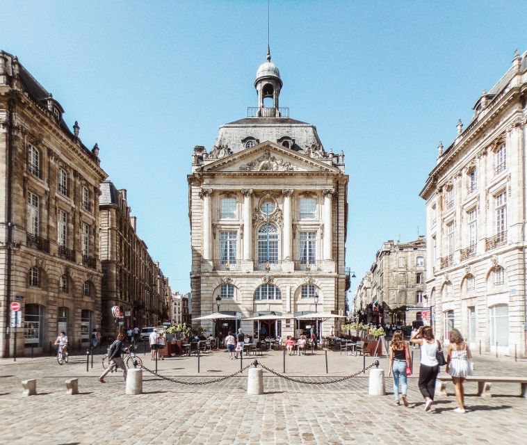 Bordeaux: Exclusive Private Guided Walking Tour - A first look at Bordeaux’s grand center