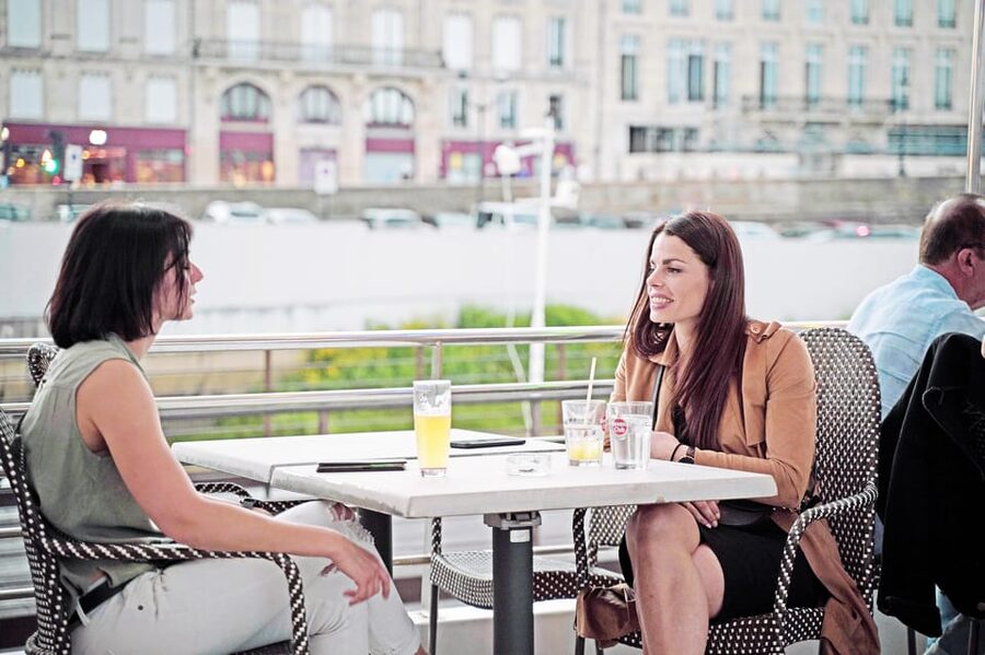 Bordeaux: Guided Wine and Canelé Discovery Cruise - Boarding at the Ponton d’Honneur