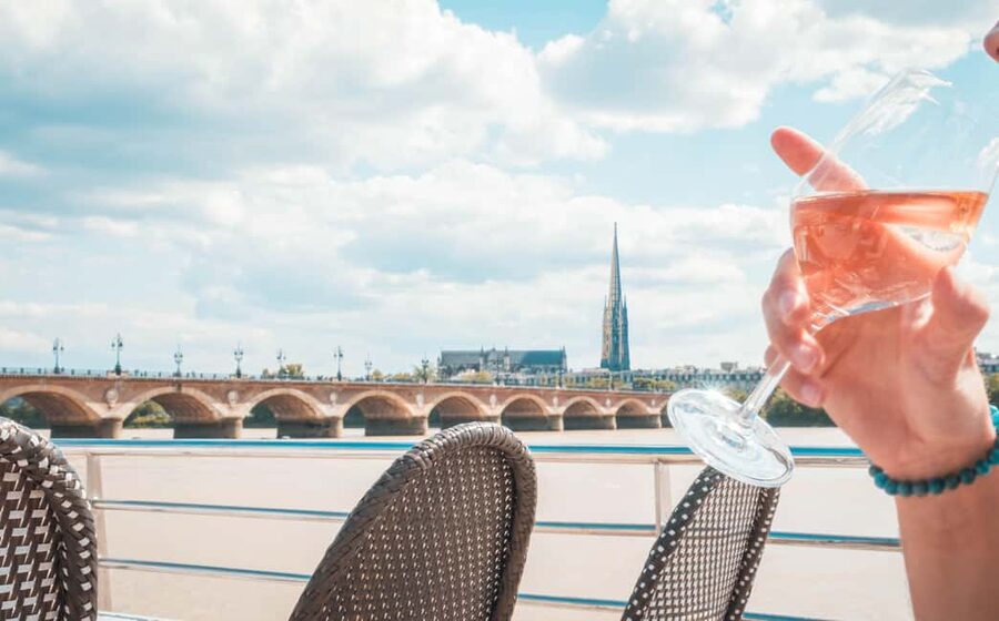 Bordeaux: Guided Wine and Canelé Discovery Cruise - Place de la Bourse and the Miroir d’eau