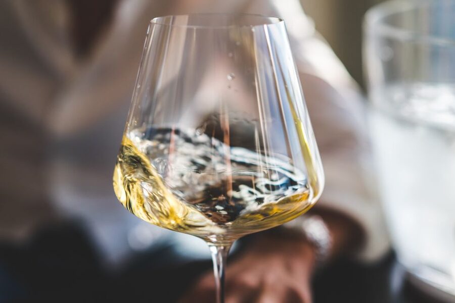 Bordeaux: Introduction to Bordeaux Wines Tasting Workshop - Learning to smell, taste, and compare