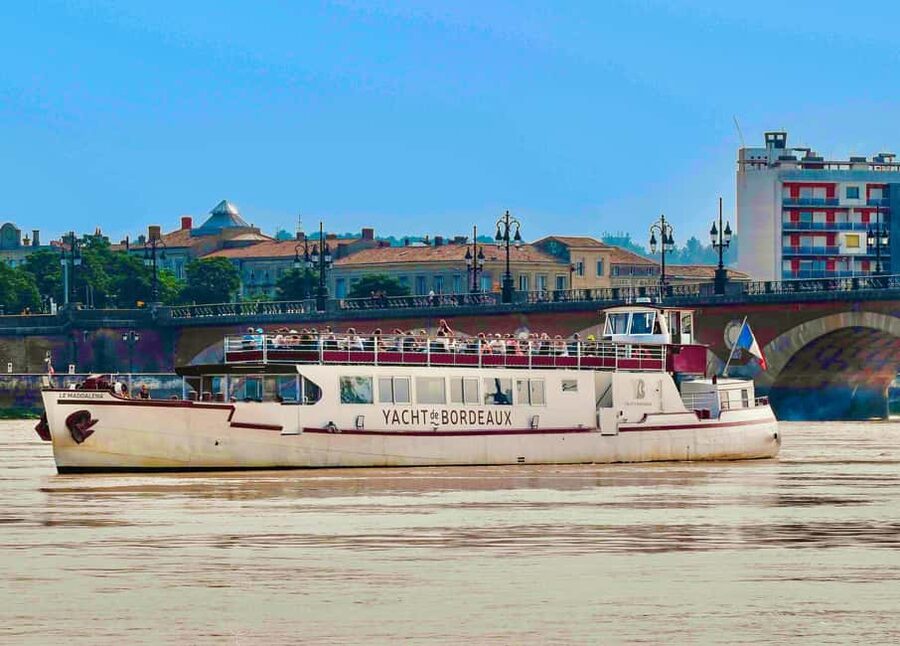Bordeaux: River Garonne Cruise with Glass of Wine and Canelé - Why the Garonne is the right place to start