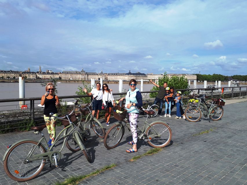 Bordeaux: Top Landmarks & Historic Bike Tour - Pont de Pierre and the Port of the Moon