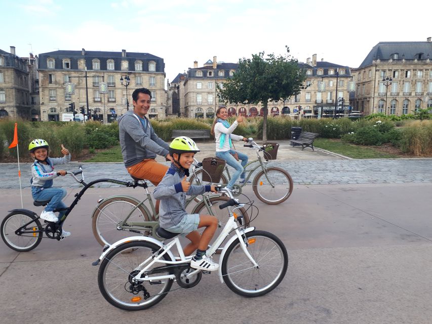 Bordeaux: Top Landmarks & Historic Bike Tour - Saint-Pierre, Place du Parlement, and the Miroir d’eau