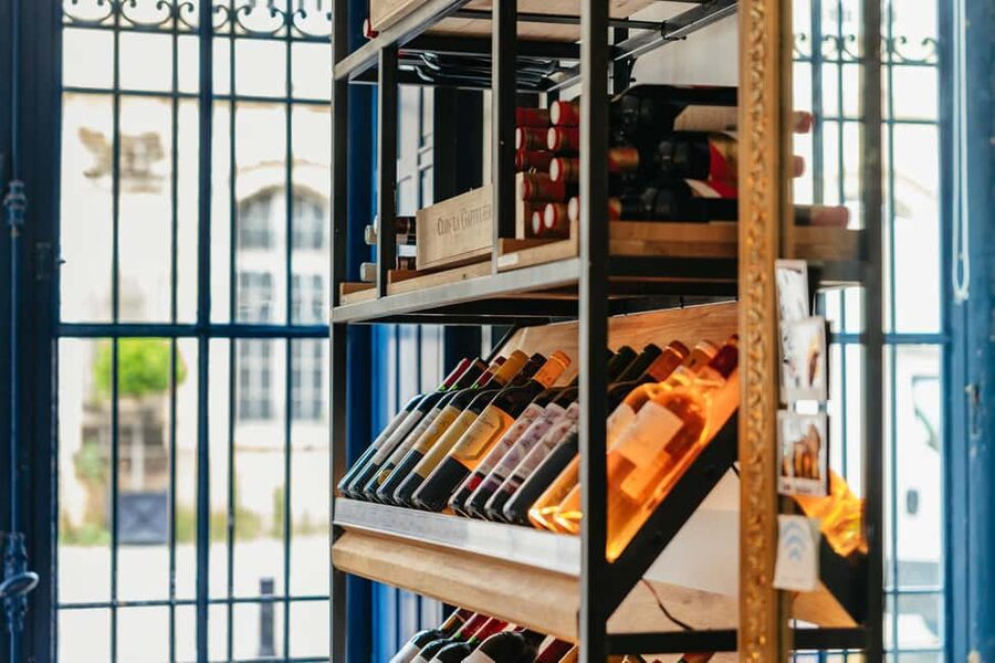 Bordeaux: Wine Masterclass with Cheese and Charcuterie Board - The central location works well with a day in Bordeaux