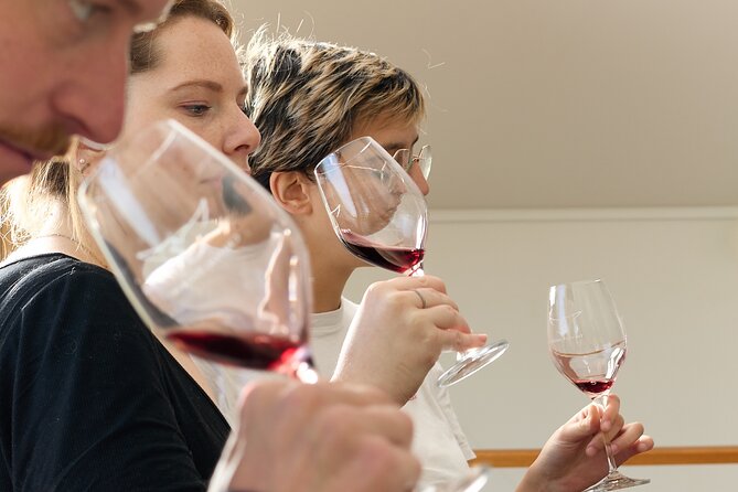 Bordeaux Wines Masterclass paired with cheeses & charcuterie - The instructors and the small-group feel