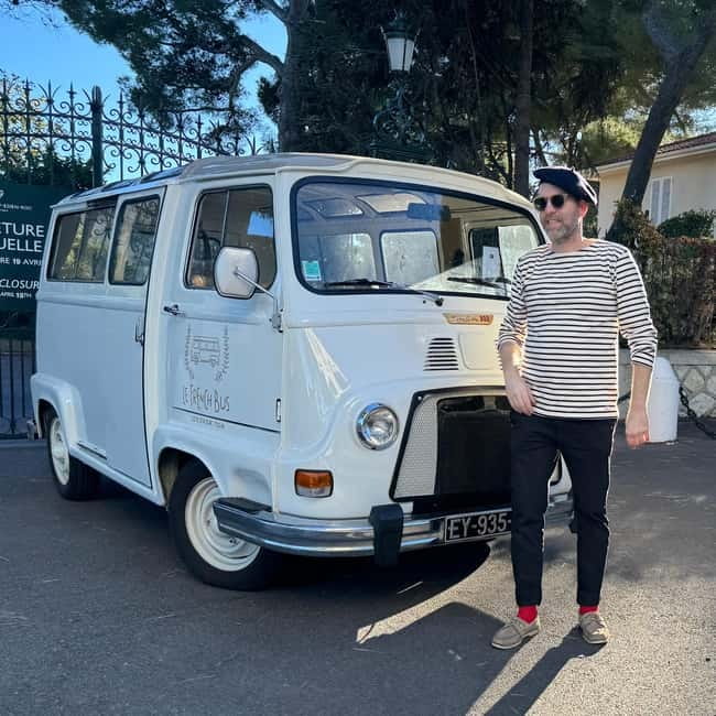 Cannes: City Tour in a Vintage Bus - La Croisette, from the front row of a small bus