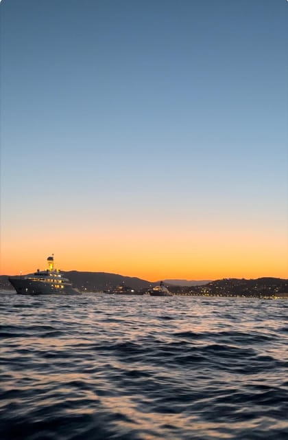 Cannes: Fireworks at Sea - What the fireworks look like from offshore