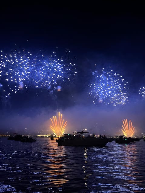 Cannes: Fireworks at Sea - Leaving Port du Béal in Cannes
