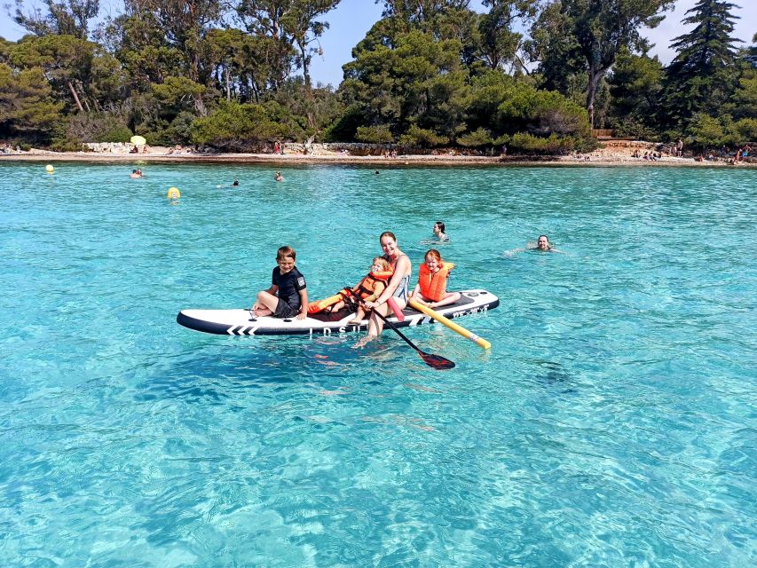 Cannes: Private Boat Trip to Lerins Islands & Cap d'Antibes - Bringing lunch, wine, or pizza to the boat