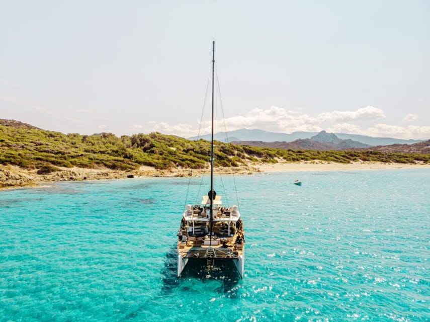 Catamaran half-day excursion - Who should book the Bella Vita?