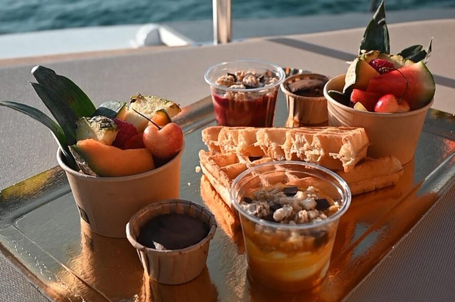 Catamaran Lucile | Sunday brunch - A Sunday at Sea From Grau du Roi