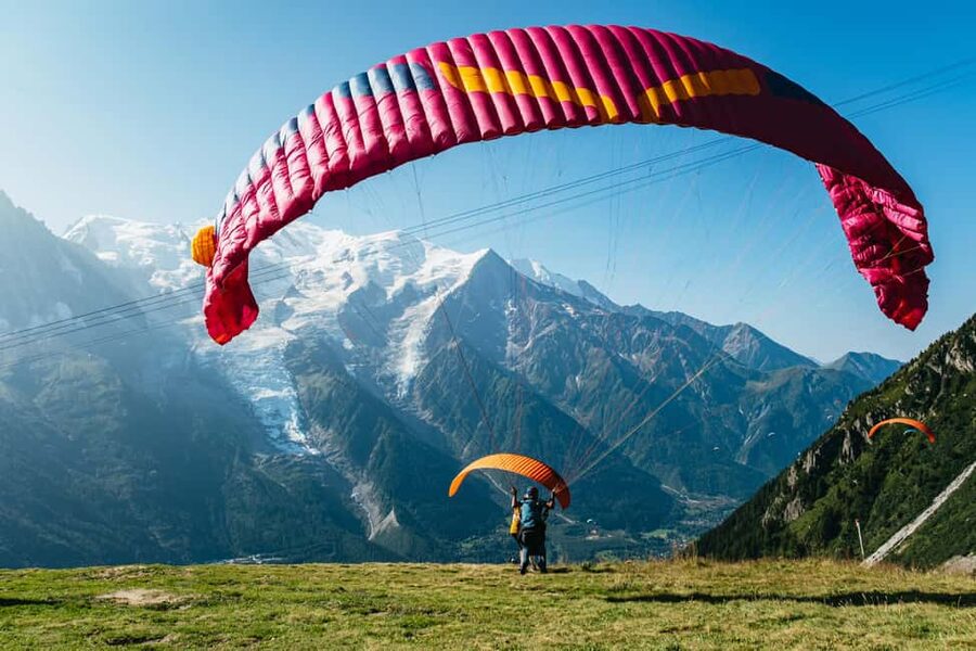 Chamonix: Tandem Paragliding Flight - Weather can change the whole plan