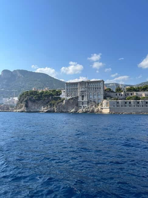 Coastal boat tour from Villefranche-Sur-Mer to Monaco - Leaving the Rade de Villefranche
