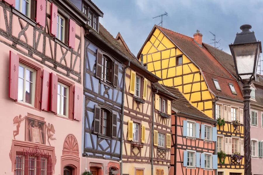 Colmar: Express Walk with a Local in 60 minutes - Walking toward Petite Venise
