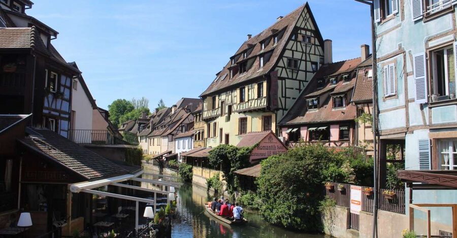 Colmar: Highlights Walking Tour and Wine Tasting - Meeting Nicolas at Parc du Champ de Mars