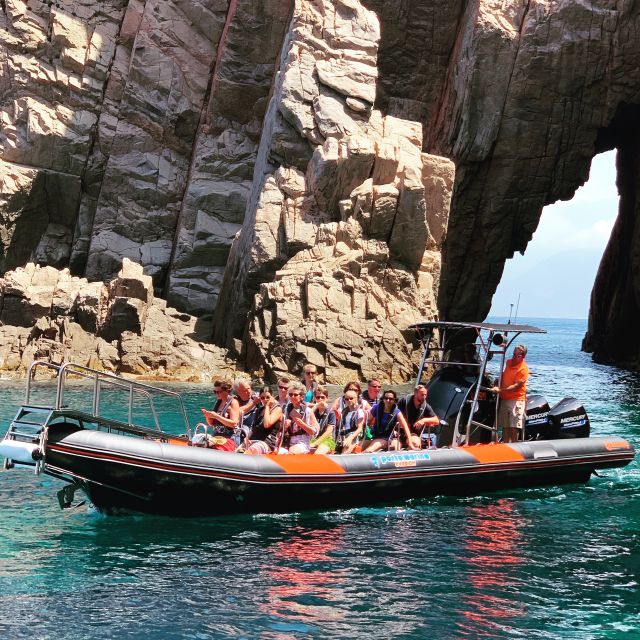 Corsica: Piana Calanques and Caves by Boat - What the 12-seat boat changes