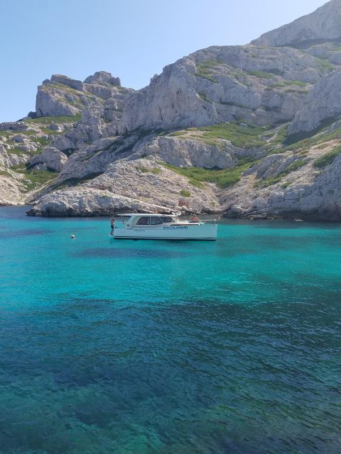 Cruise, Coffee and Swimming in the Calanques of Frioul - What the 12-person boat means for you