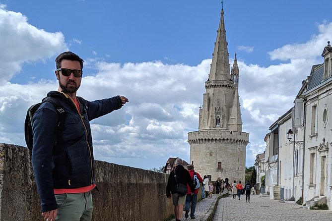 Discover La Rochelle: Discovery Walking Tour of La Rochelle - Why this two-hour route works so well