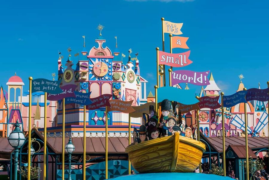 Disneyland® Paris Tickets and Shuttle Transport - World of Frozen and new park plans