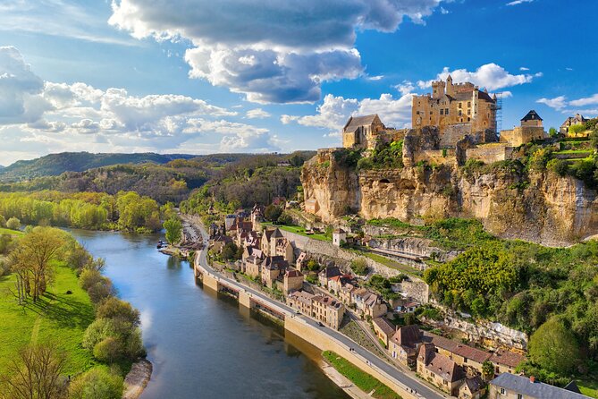 Dordogne Villages Half Day Tour from Sarlat - Four hours means a useful introduction, not a full visit