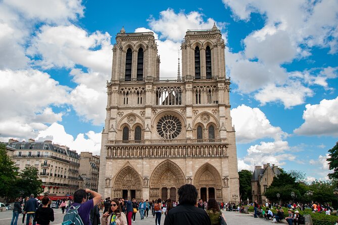 Early Access Paris Notre Dame Cathedral Walking Tour - Sainte-Chapelle and the Conciergerie