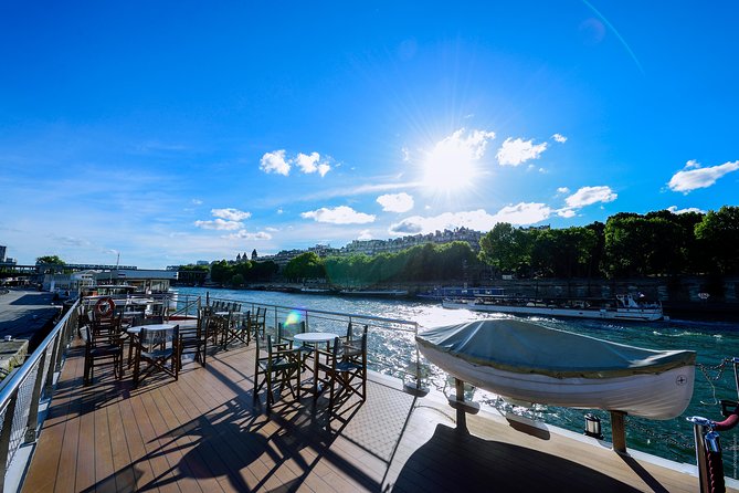 Eiffel Tower Tour with Optional Summit and Seine River Cruise - Where this tour can go wrong