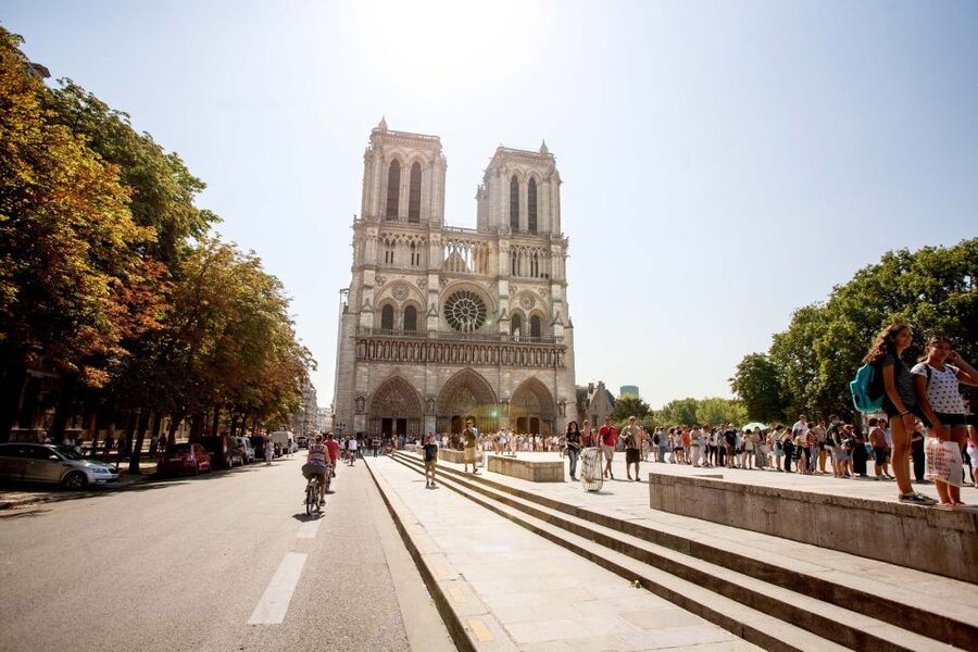 Electric Bike Tour of Paris’ Hidden Gems - From the Seine to Montagne Sainte-Geneviève