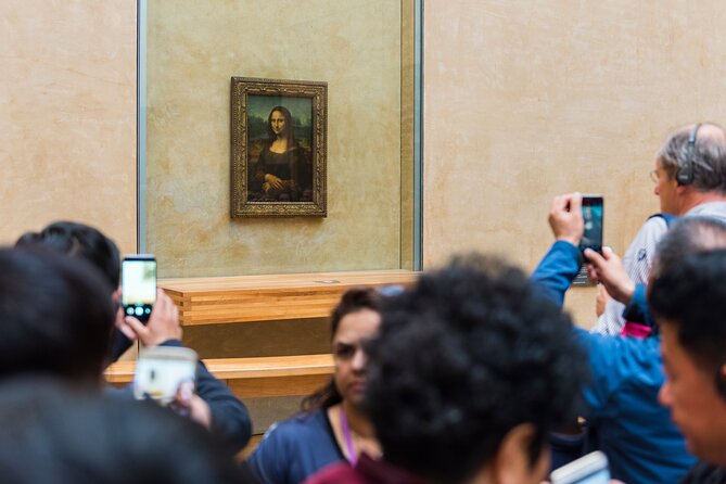 Entry ticket for the Louvre Museum in Paris - The Carrousel du Louvre surprise