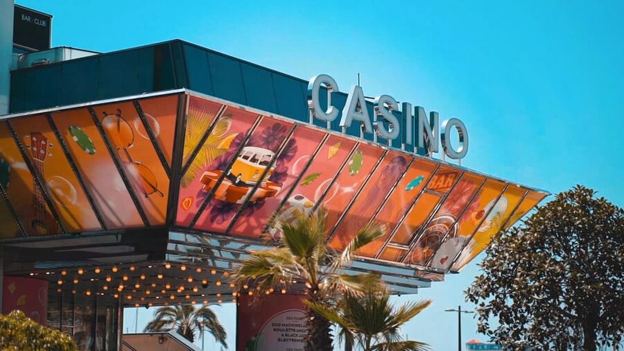 Explore Cannes: Guided walking Tour with a local guide - Palais des Festivals and the story of the film festival