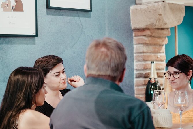 Explore Toulouse Wine Bars with a Local Wine Expert - Stop two: wine with a view of Marché des Carmes
