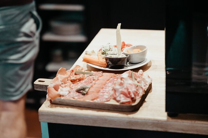 Explore Toulouse Wine Bars with a Local Wine Expert - Stop one: finding Toulouse through its wine bars
