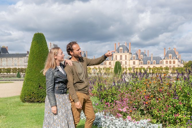 Fontainebleau and Vaux le Vicomte Chateaux Day Trip from Paris - Fontainebleau: a royal palace with seven centuries of layers