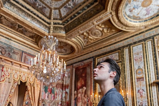 Fontainebleau and Vaux le Vicomte Chateaux Day Trip from Paris - The walking and timing reality
