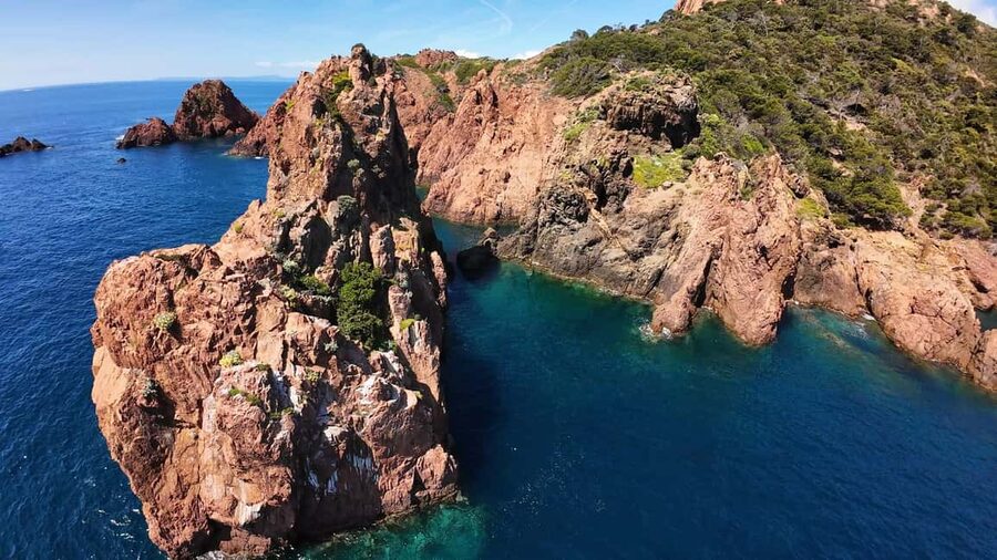 Fréjus: Sea and Creeks Boat Tour with Snorkeling and Drinks - Key points to know before booking