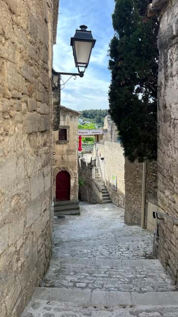 From Avignon: All Provence in one Day - Pont du Gard and the Roman engineering lesson
