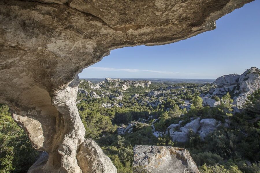 From Avignon: Full-Day Best of Provence Tour - Luberon views and the summer lavender question